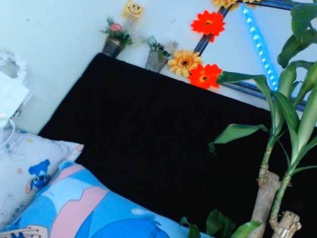 NathaliaLooes live cam