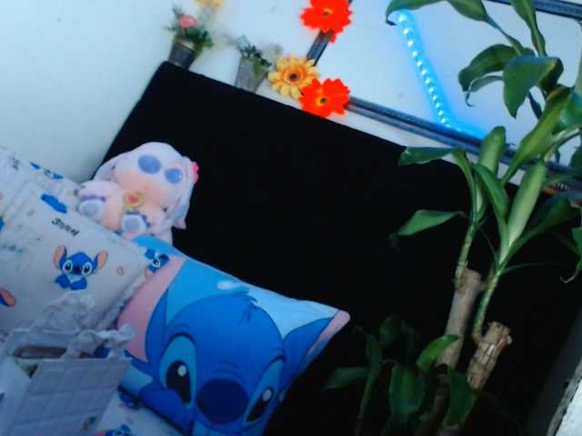 NathaliaLooes live cam