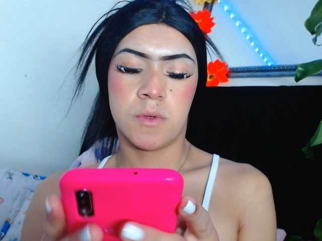 NathaliaLooes live cam