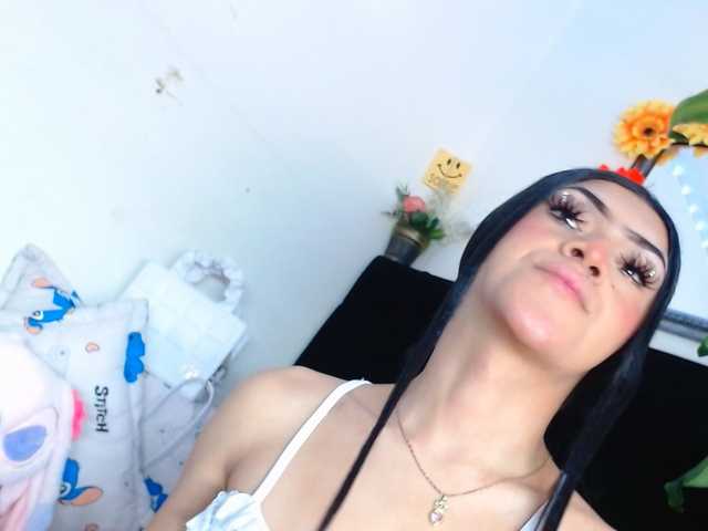 NathaliaLooes live cam