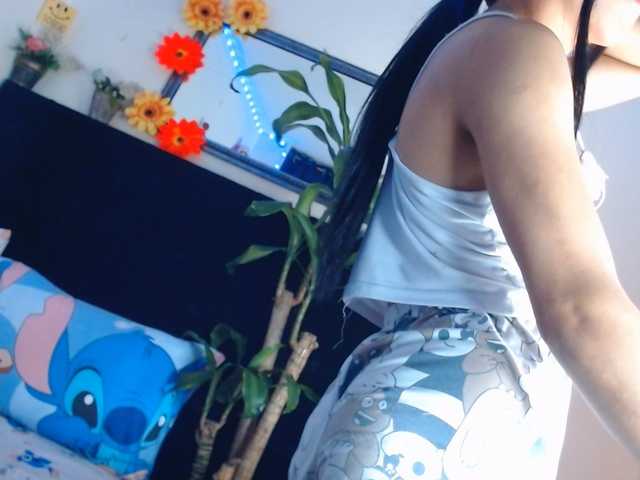 NathaliaLooes live cam