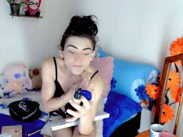 NathaliaLooes
