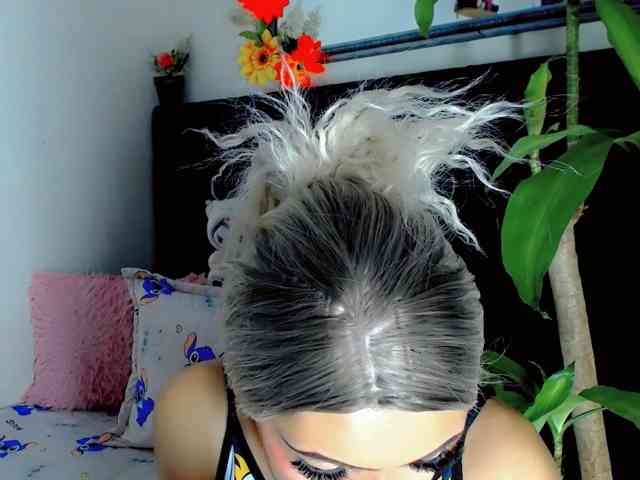 NathaliaLooes
