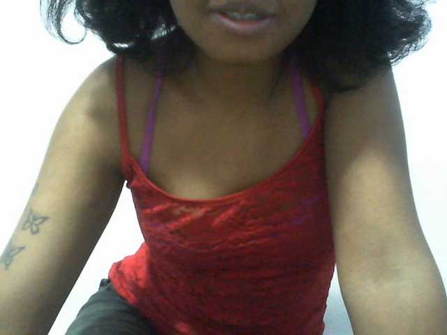Njara12 live cam on BongaCams
