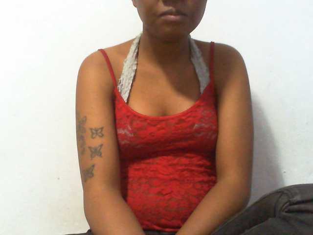 Njara12 live cam on BongaCams