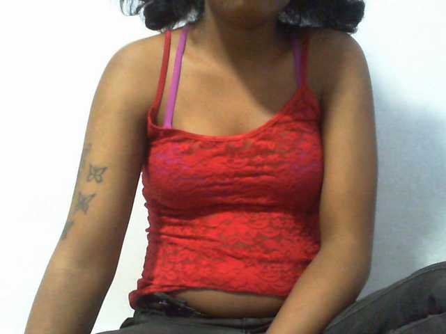 Njara12 live cam on BongaCams