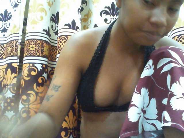 Njara12 live cam on BongaCams