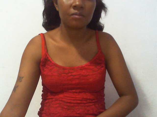 Njara12 live cam on BongaCams