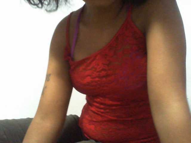 Njara12 live cam on BongaCams