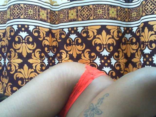 Njara12 live cam on BongaCams