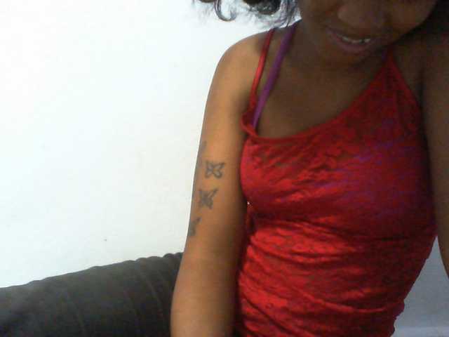 Njara12 live cam on BongaCams