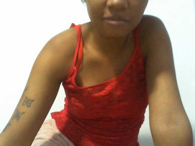 Njara12 live cam on BongaCams