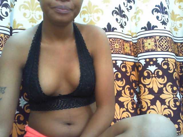 Camgirl Njara12 sur Bongacams