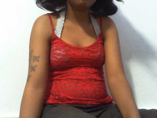 Njara12 live cam on BongaCams
