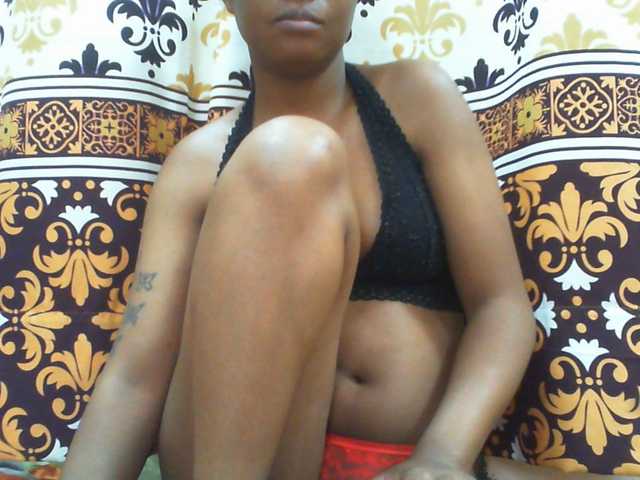 Njara12 live cam on BongaCams