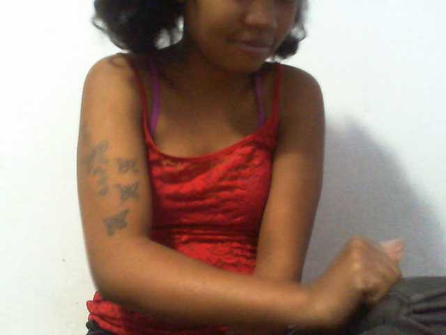 Njara12 live cam on BongaCams