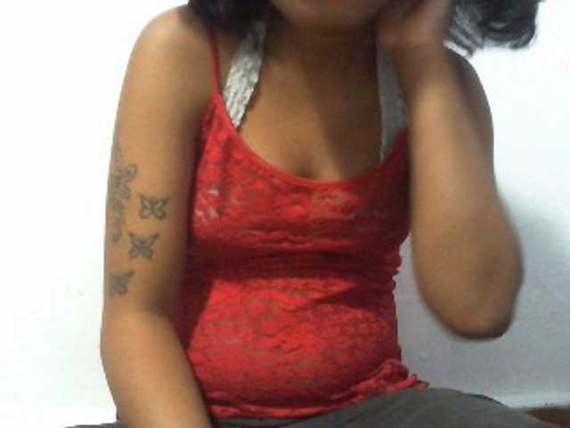 Njara12 live cam on BongaCams