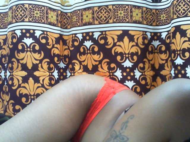 Njara12 live cam on BongaCams