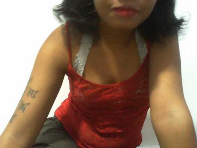 Njara12 live cam on BongaCams