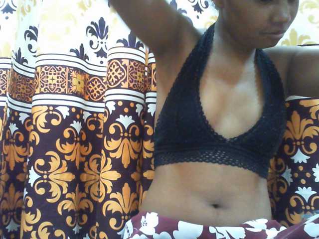 Njara12, en vivo ahora en BongaCams