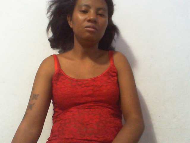 Njara12 live cam on BongaCams