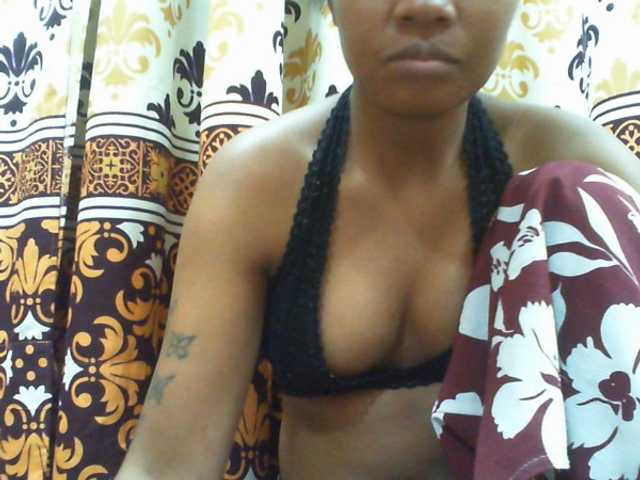 Njara12, en vivo ahora en BongaCams