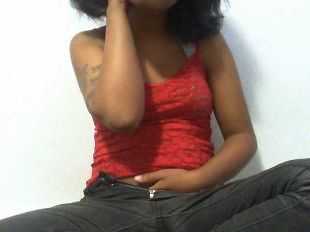 Njara12 live cam on BongaCams