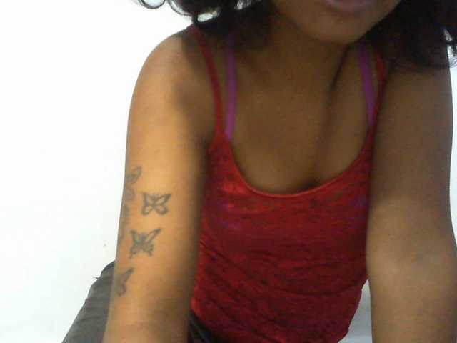 Njara12 live cam on BongaCams