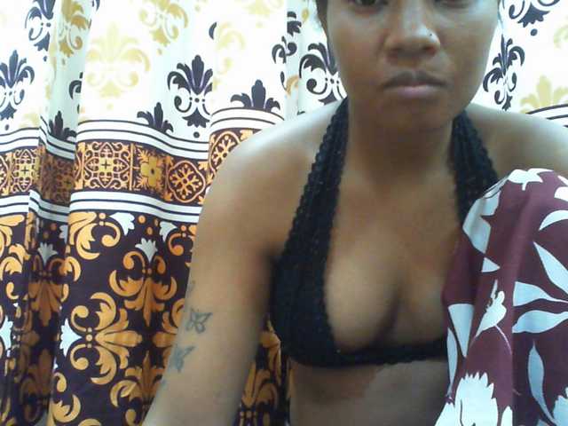 Njara12 live cam on BongaCams