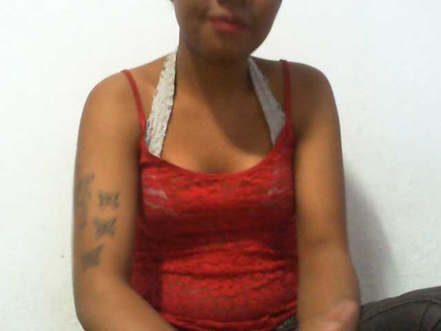 Njara12 live cam on BongaCams