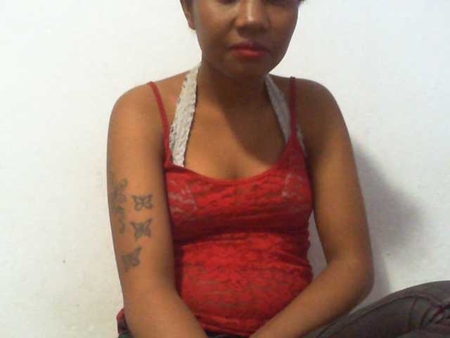 Njara12 live cam on BongaCams