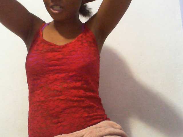 Njara12 live cam on BongaCams