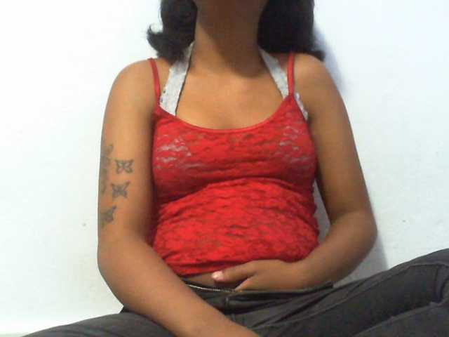 Njara12 live cam on BongaCams