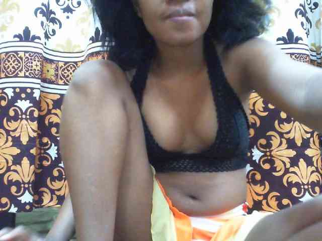 Maylis55 webcam