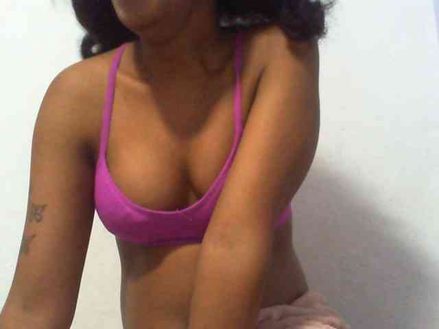 Maylis55 webcam