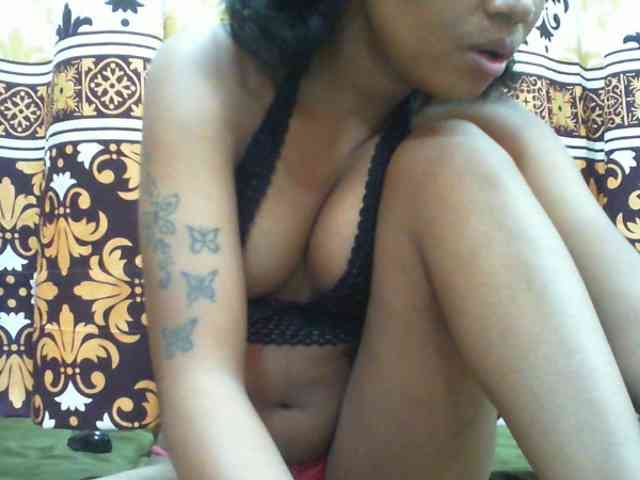 Maylis55 webcam