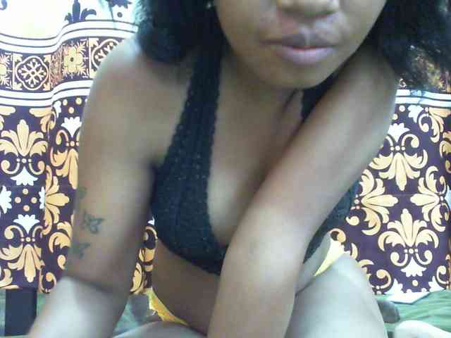 Maylis55 webcam