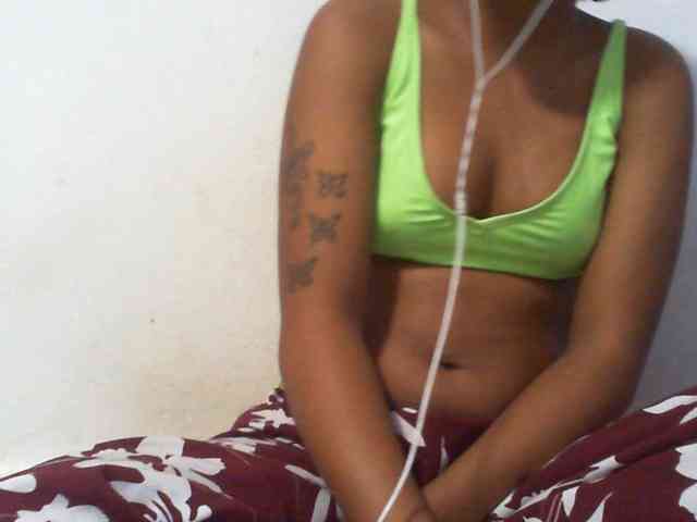 Maylis55 webcam