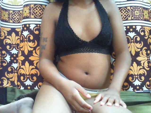 Maylis55 webcam