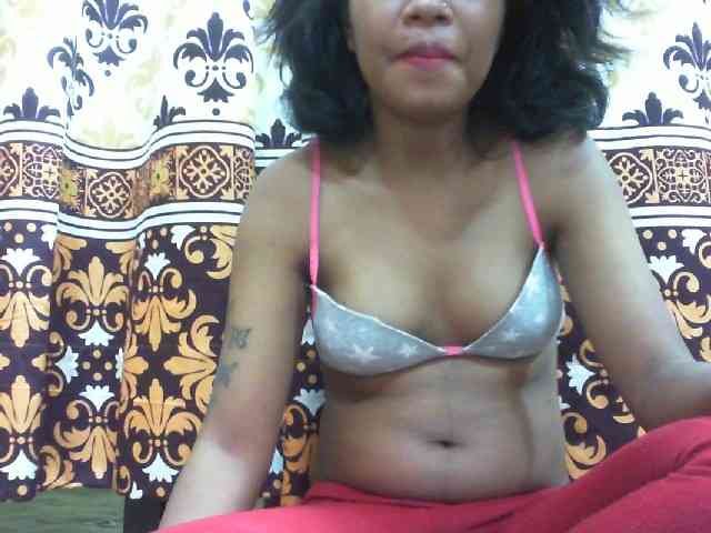 Maylis55 webcam
