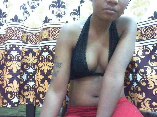 Maylis55 webcam