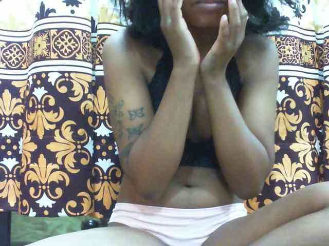 Maylis55 webcam
