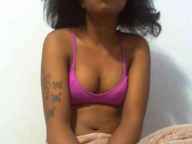 Maylis55 webcam