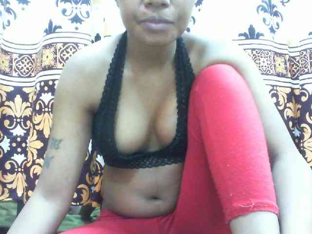 Maylis55 webcam