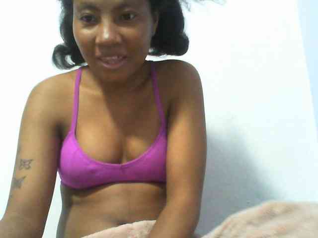 Maylis55 webcam