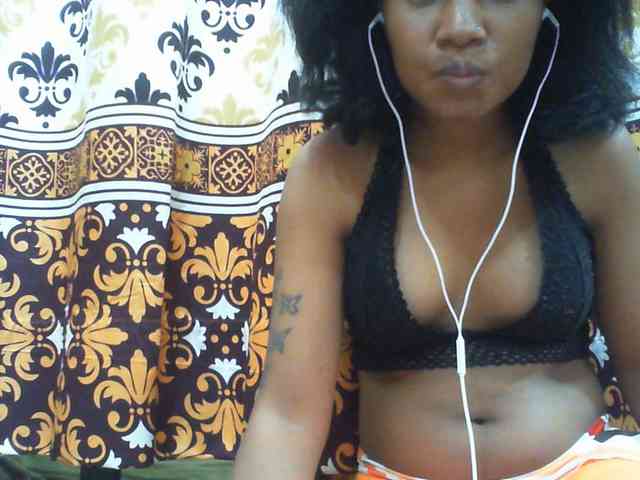 Maylis55 webcam