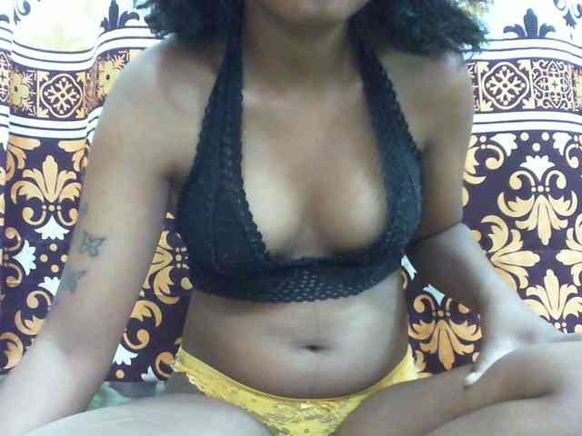 Maylis55 webcam