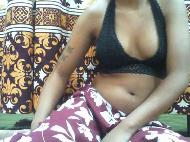Maylis55 webcam
