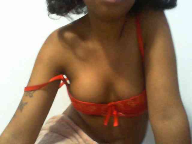 Maylis55 webcam