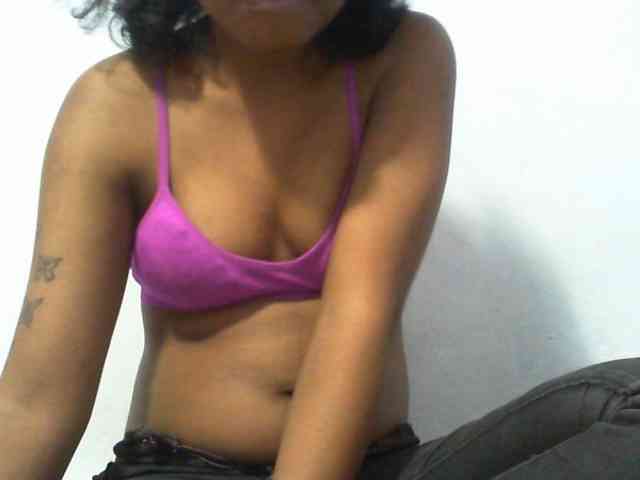 Maylis55 webcam